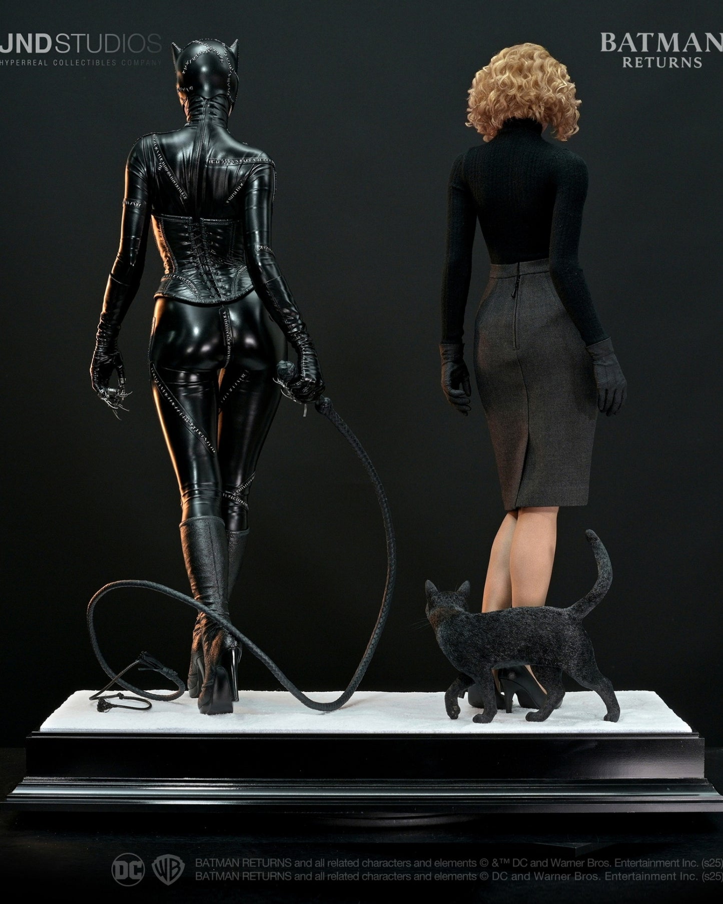 Catwoman Of Batman Returns & Selina Kyle Dual Statues