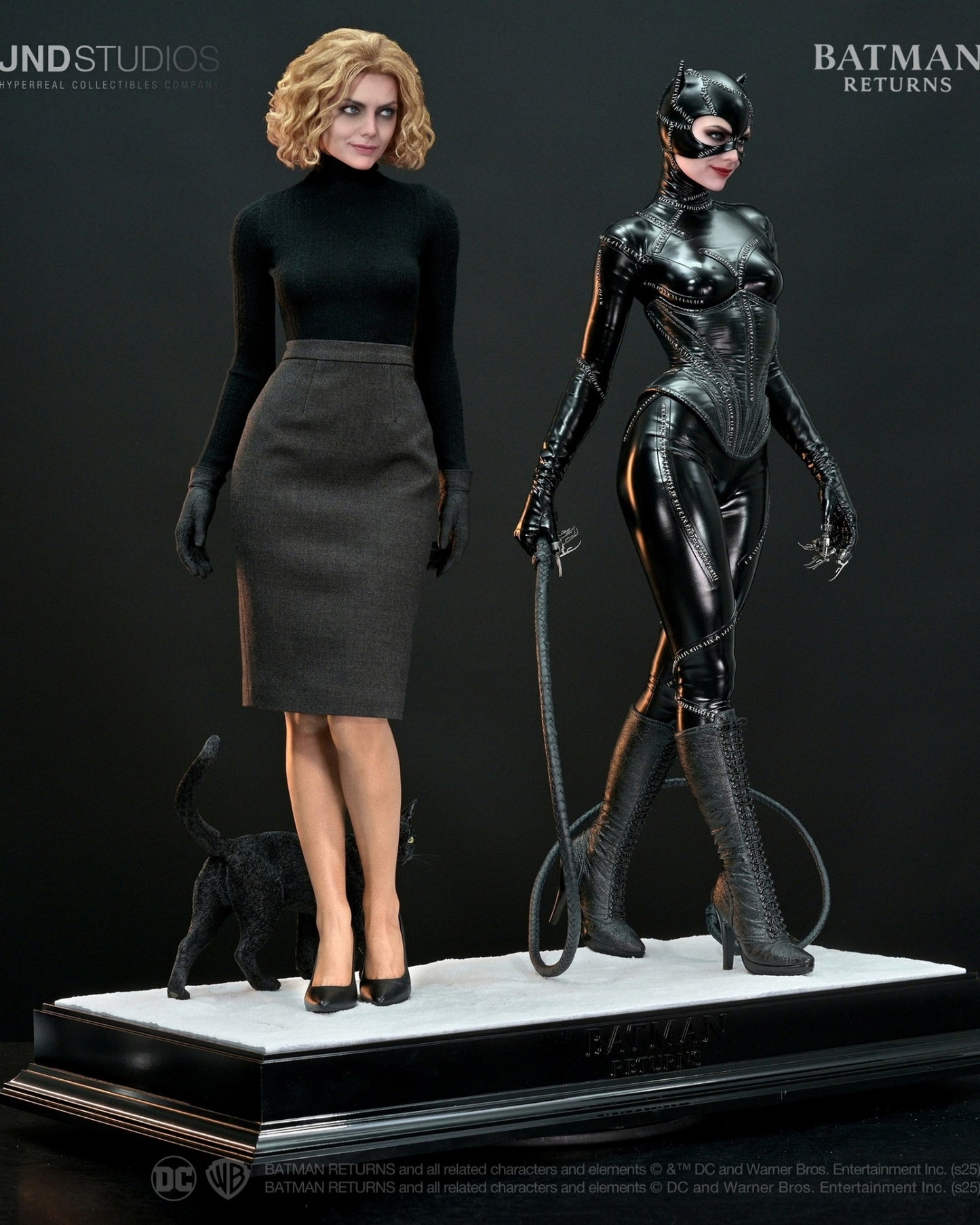 Catwoman Of Batman Returns & Selina Kyle Dual Statues