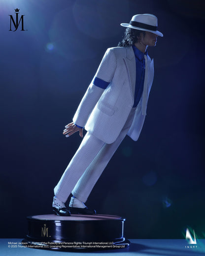 “Smooth Criminal” Michael Jackson