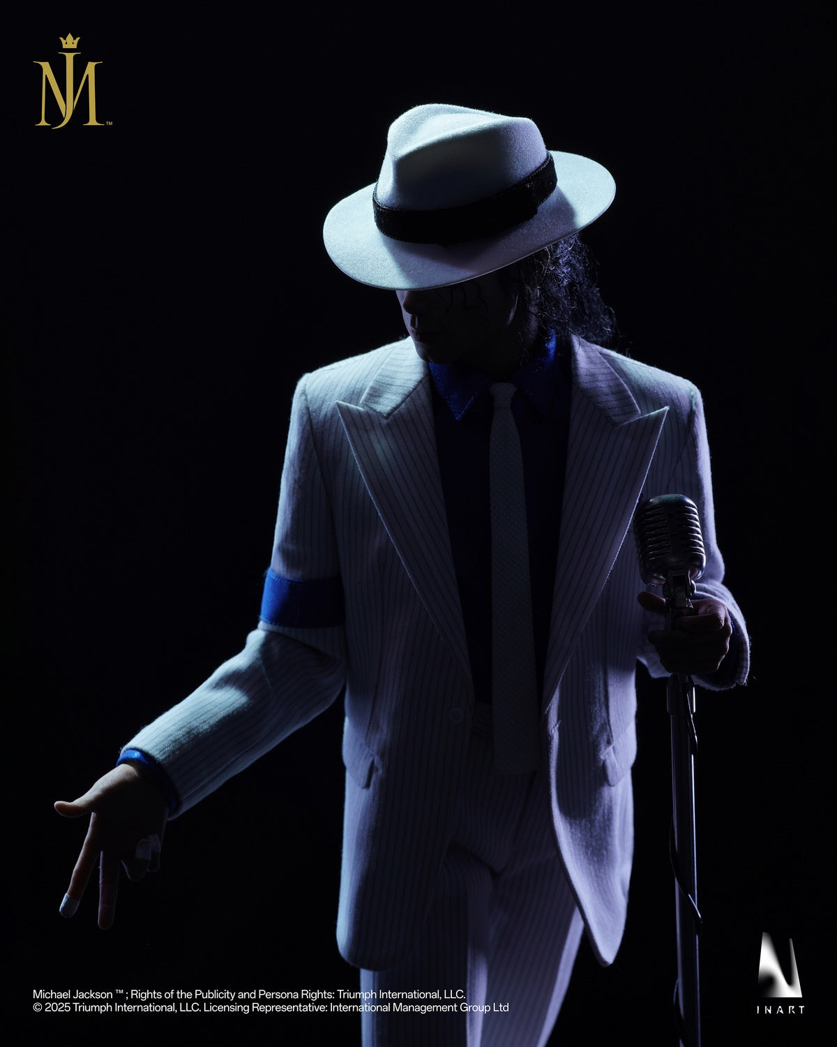 “Smooth Criminal” Michael Jackson