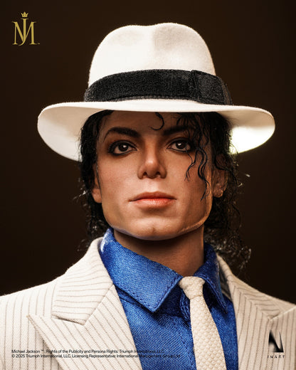 “Smooth Criminal” Michael Jackson