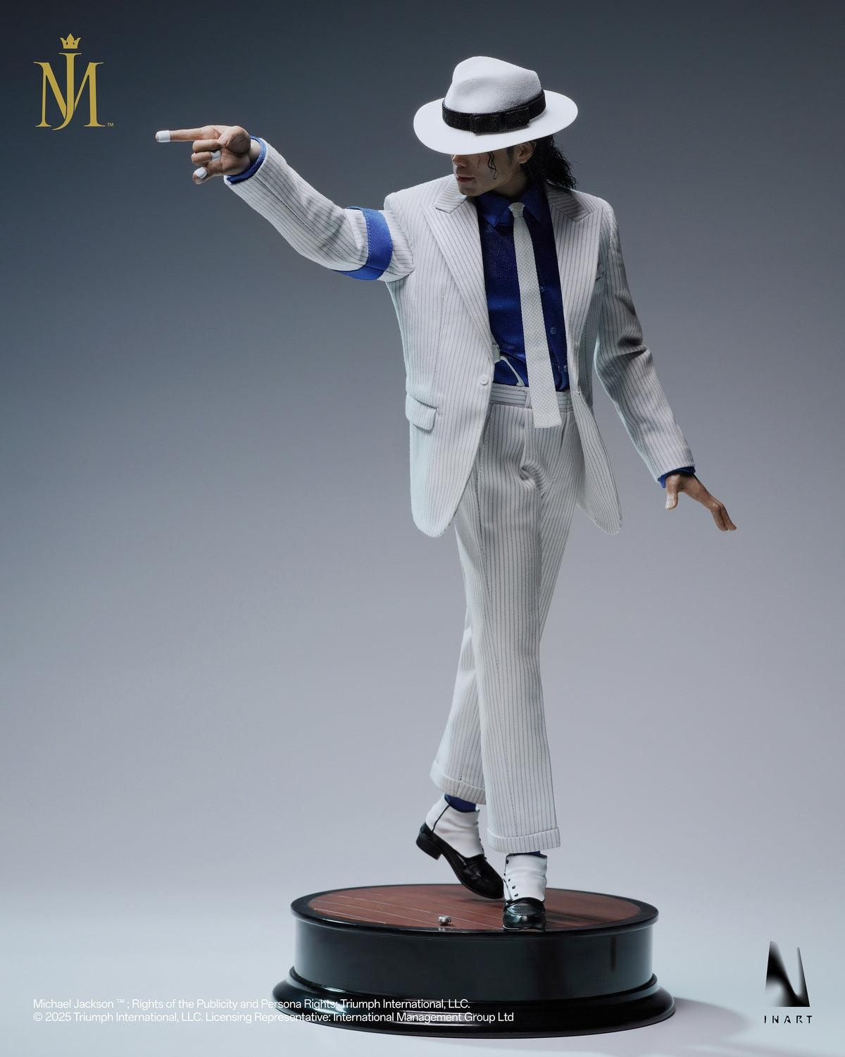 “Smooth Criminal” Michael Jackson