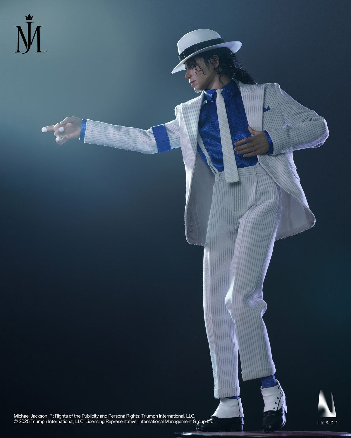 “Smooth Criminal” Michael Jackson