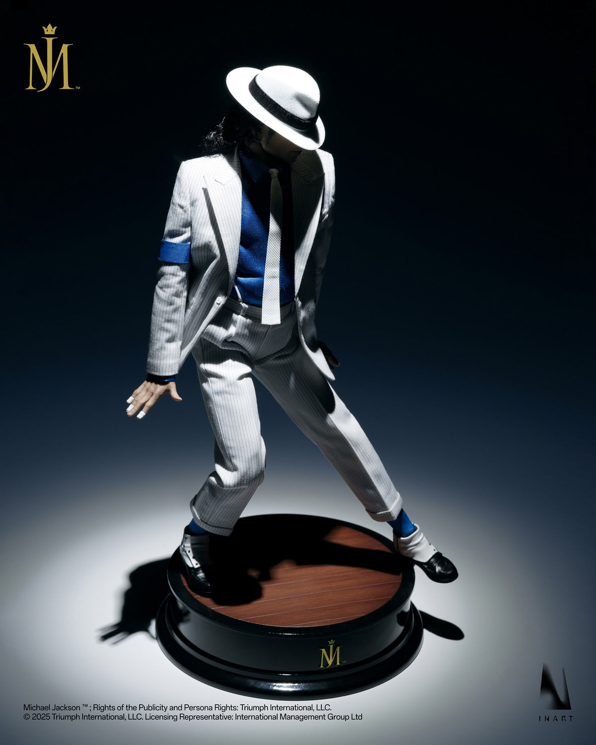 “Smooth Criminal” Michael Jackson