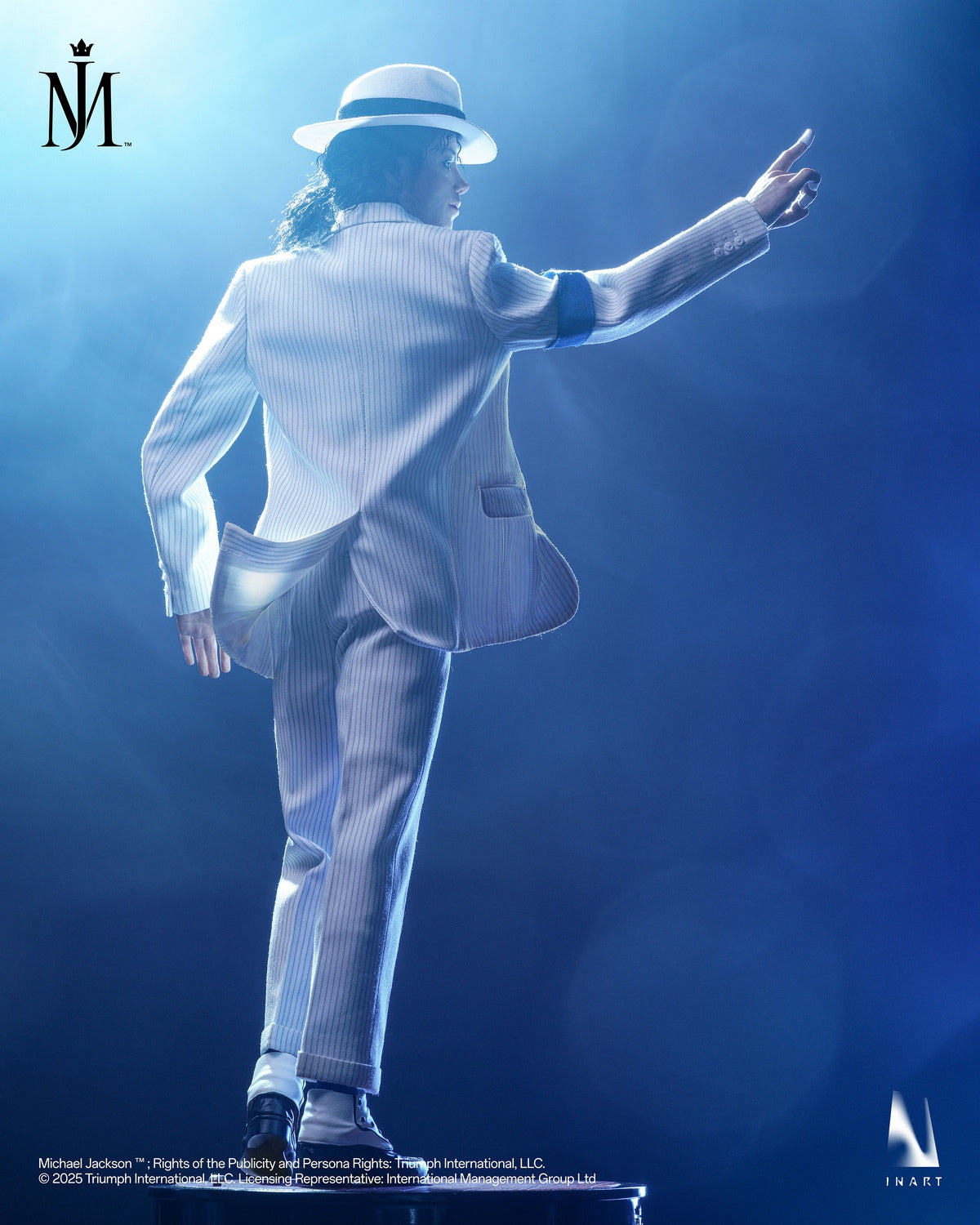 “Smooth Criminal” Michael Jackson