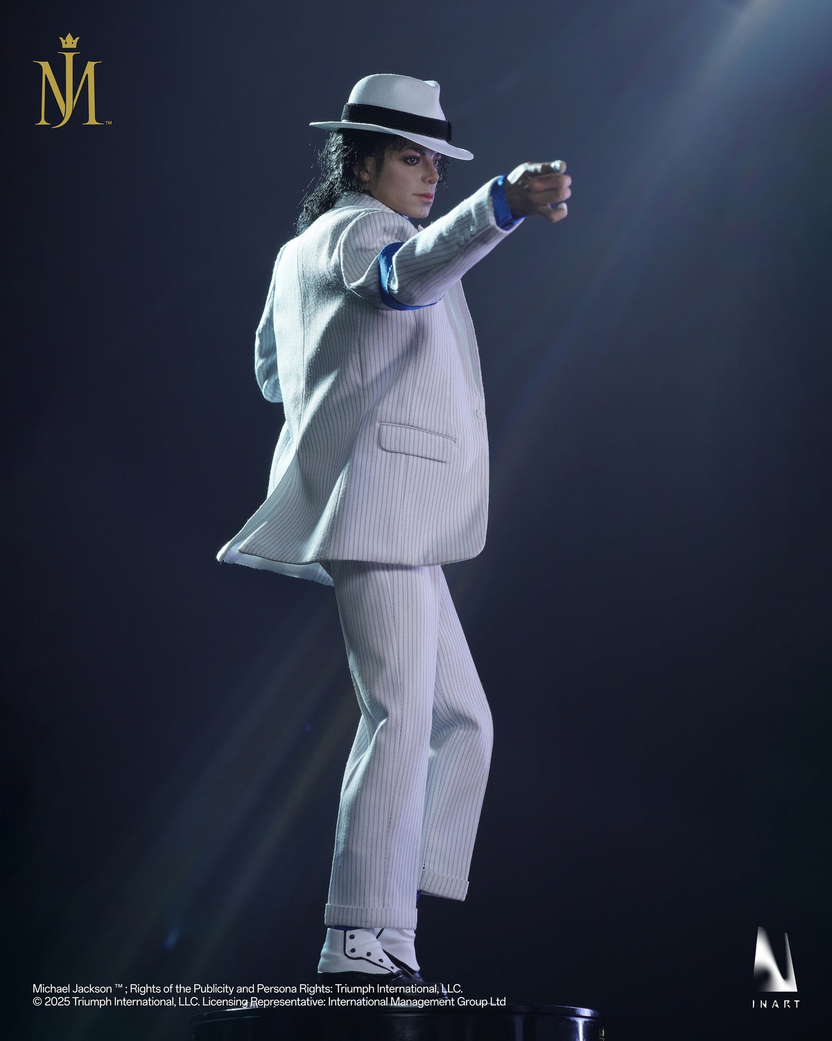 “Smooth Criminal” Michael Jackson