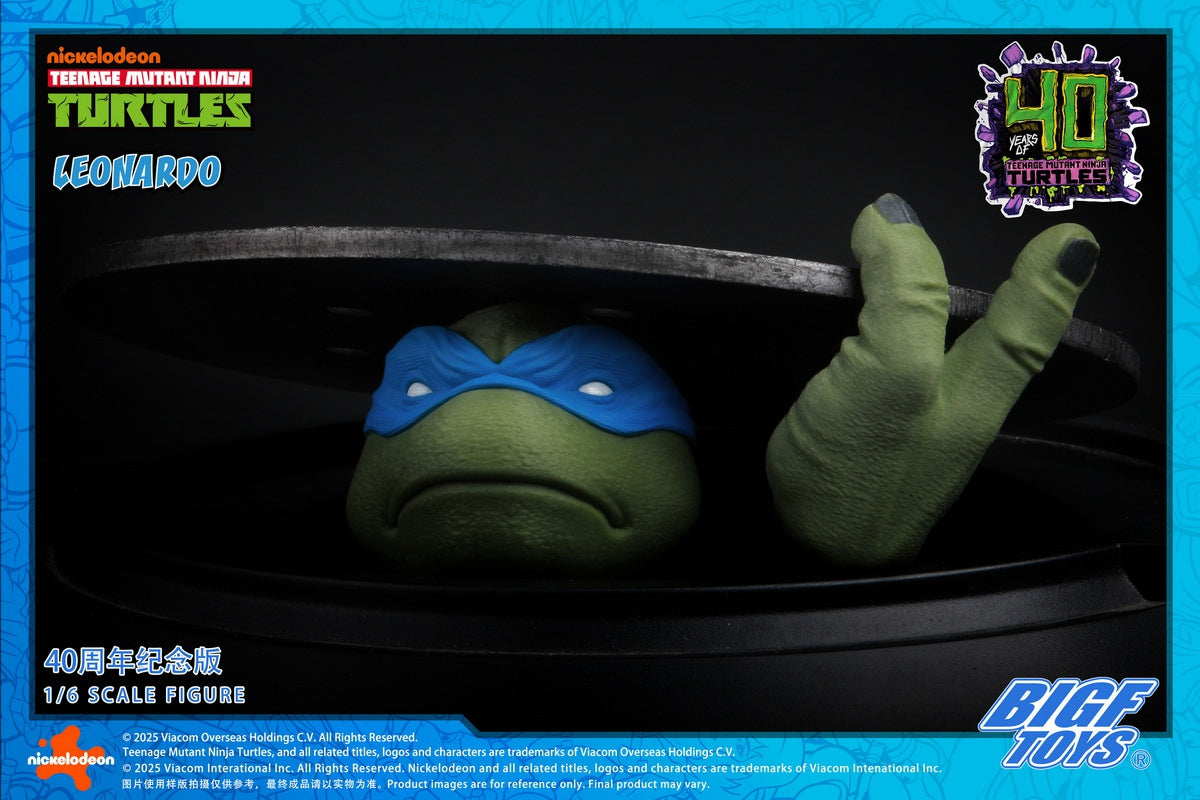 TMNT Leonardo 40th Anniversary Edition Action Figure